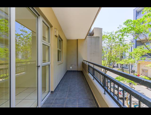 2 BEDROOM APARTMENT FOR SALE IN UMHLANGA RIDGE